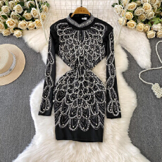 批发欧美名媛时尚博主私服<b class='q'>连衣裙</b>女秋冬轻奢重工镶钻钉珠修身显瘦短裙