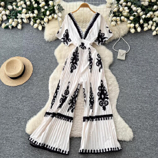 批发轻熟法式风印花短袖喇叭<b class='q'>连体</b>裤女慵懒感高腰收腰显瘦阔腿长裤通勤