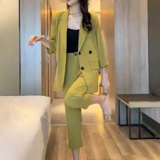 批发大码胖mm<b class='q'>女</b>秋<b class='q'>西装</b>套装气质职业装西裤洋气休闲七分袖小西服两件套