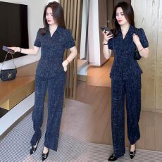 批发2026夏季新款时尚洋气套装女显瘦减龄V领短袖上衣阔腿<b class='q'>裤</b><b class='q'>两件套</b>