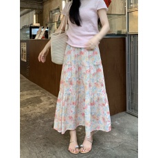 批发实拍实价~<b class='q'>韩版</b>碎花半身裙