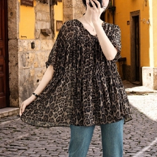 批发复古时尚<b class='q'>大码</b>胖MM夏季新款豹纹收腰V领韩版减龄娃娃衫