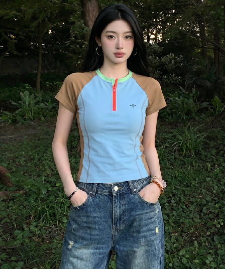 경관 그림 특별 가격 반팔 티셔츠 여성 의류 여름 새로운 디자인 센스 슬림해 보이는 지퍼 배색 삽입 어깨 소매 라운드 넥 맨위