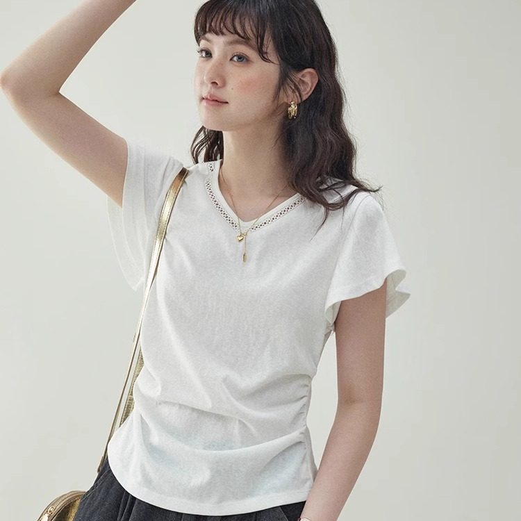BY28237# 雪花棉短袖t恤女夏新款韩系设计感镂空纯色V领上衣 服裝批發女裝批發服飾貨源