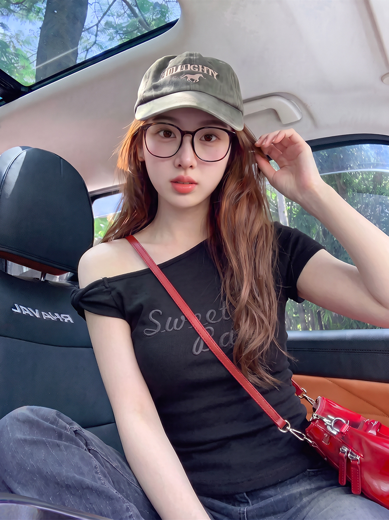 短袖t恤女装夏季新款韩系小香风修身字母刺绣花斜领上衣 服裝批發女裝批發服飾貨源