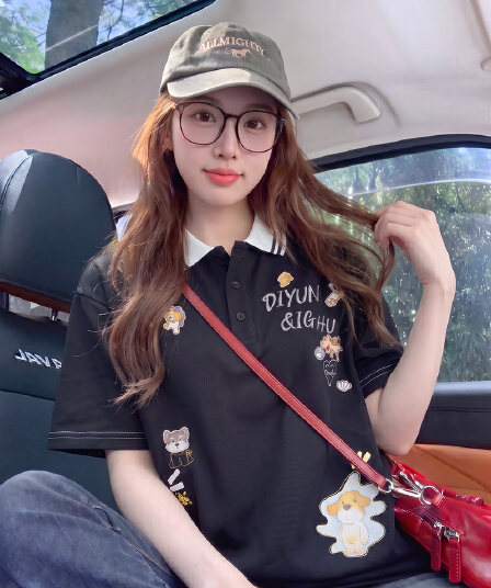 주간 실크 차가운 면 반팔 티셔츠 남녀 커플룩 여름 새로운 디자인 센스 루즈핏 POLO 칼라 맨위