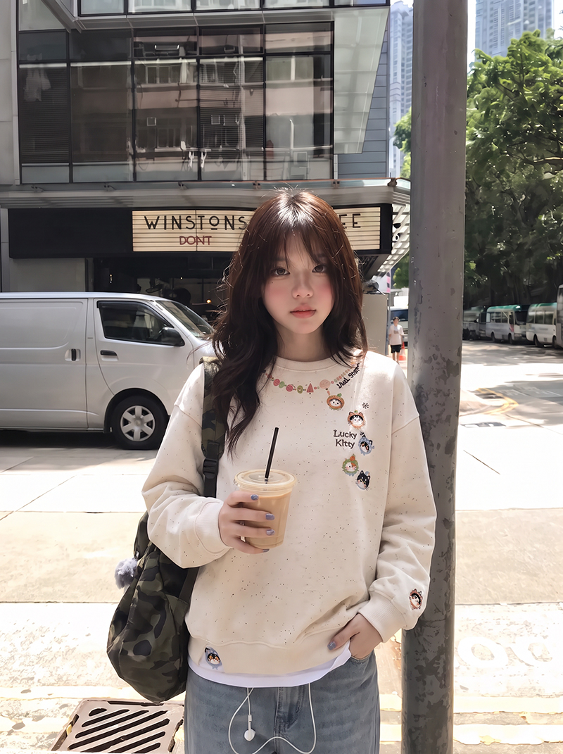 长袖t恤薄款卫衣女装设计感秋冬新款卡通刺绣花圆领上衣 服裝批發女裝批發服飾貨源