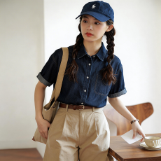 批发秒发 实拍2026年夏季新款港风复古宽松休闲<b class='q'>牛仔</b><b class='q'>衬衣</b>