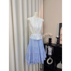 批发迟伞伞25/ss 白梨水 手工镂空天丝拼接上衣蓝条纹木耳边半裙套装