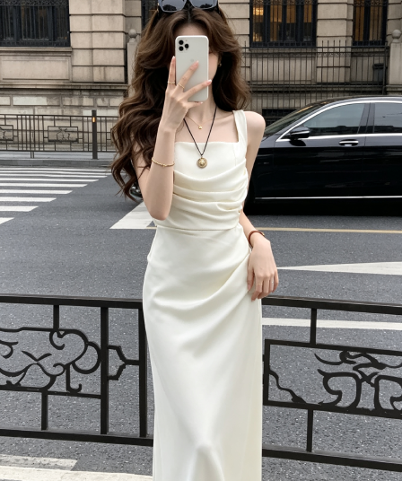 하나부터 순간 선 구름 프랑스식 새틴 슬립 여성 드레스 고급 펌프 Pleat 디자인 허리 수축 슬림해 보이는 롱 스커트