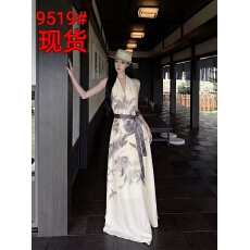 批发有洧Youwe 2026巨好看连衣裙女夏新中式V领挂脖无袖<b class='q'>背心</b>裙子长