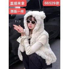 批发小熊耳朵马甲连帽毛毛外套女2025冬季新款羊羔毛绒马夹坎肩背心
