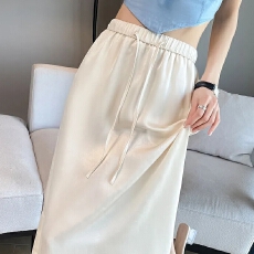 批发缎面冰丝<b class='q'>半身</b>裙女夏季薄款a字高腰显瘦中长款垂感醋酸开叉<b class='q'>包臀</b>裙