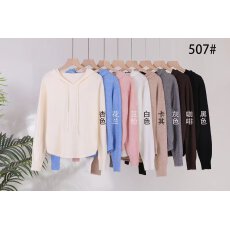 批发冬季 连帽时尚外套毛衣针织  打底毛衣 保暧 时尚潮流 <b class='q'>街头</b>流行