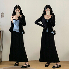 批发实拍<b class='q'>大码</b>女装胖mm春季法式撞色蕾丝拼接吊带裙针织<b class='q'>开衫</b>显瘦两件套