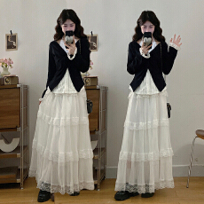 批发实拍大码女装胖mm春季挂脖蕾丝拼接假两件上衣网纱半身裙两件套装