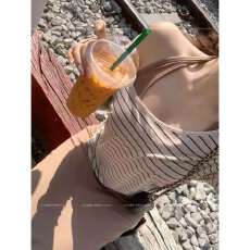 批发萌面侠芝士温柔私语天丝羊毛混纺上衣挂脖连衣裙