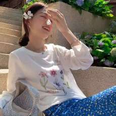 批发纯欲风手绘花清透雪花棉<b class='q'>长袖</b><b class='q'>T</b><b class='q'>恤</b>女春夏防晒慵懒罩衫休闲宽松圆领