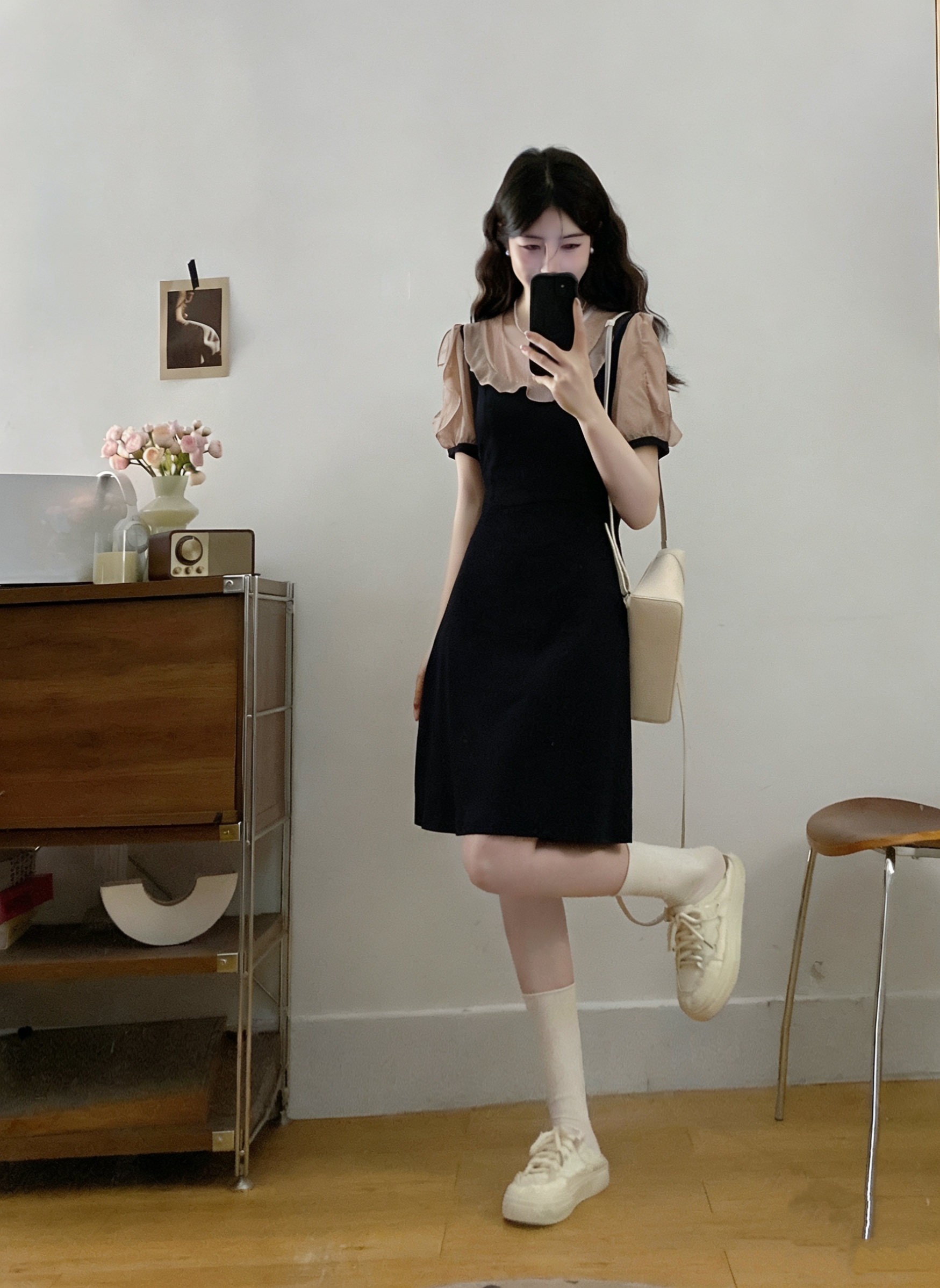 빅 사이즈 여성 의류 실사 2026 여름 새로운 지방 mm 프랑스식 작은 검은 드레스 허리 수축 슬림해 보이는 품격 드레스