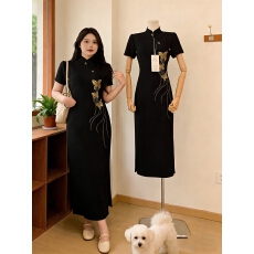 批发实拍2026夏季新款新中式国风<b class='q'>旗袍</b>短袖蝴蝶刺绣<b class='q'>时尚</b>显瘦气质连衣裙