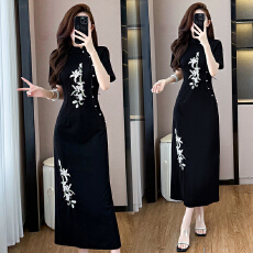 批发大码女装2026夏季新款金枝中式国风刺绣修身黑色短袖旗袍连衣裙