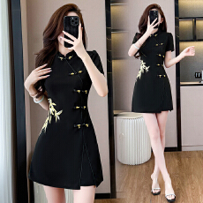 批发实拍 大码女装2026<b class='q'>夏</b>新款国风金竹刺绣短袖上衣+短裤洋气显瘦套装