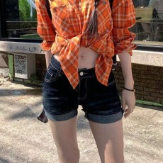 批发美式复古性感牛仔短裤女春夏辣妹低腰弹力显瘦梨形身材卷边热<b class='q'>裤子</b>