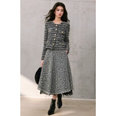 批发2026早春<b class='q'>新款</b>毛粗花呢小香风短外套女单排扣修身短款上衣秋西装