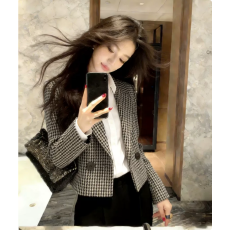 批发2026新款今年流行爆款巨好看的小个子短款小香风千鸟格外套女<b class='q'>秋</b>季