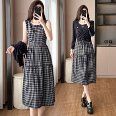 批发格子无袖<b class='q'>裙</b>+<b class='q'>长袖</b>T恤两件套大码女装胖mm胖妹妹春秋季新款连衣<b class='q'>裙</b>子