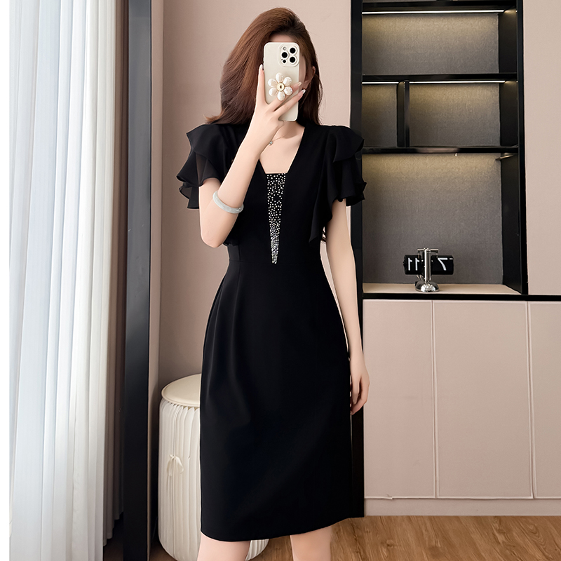 RY3775# 赫本风烫钻气质修身显瘦黑色短袖连衣裙大码女装胖mm阔太太夏新款