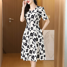批发印花连衣裙修身显瘦中长款<b class='q'>大码</b><b class='q'>女装</b>胖mm胖妹妹短袖连衣裙夏季新款