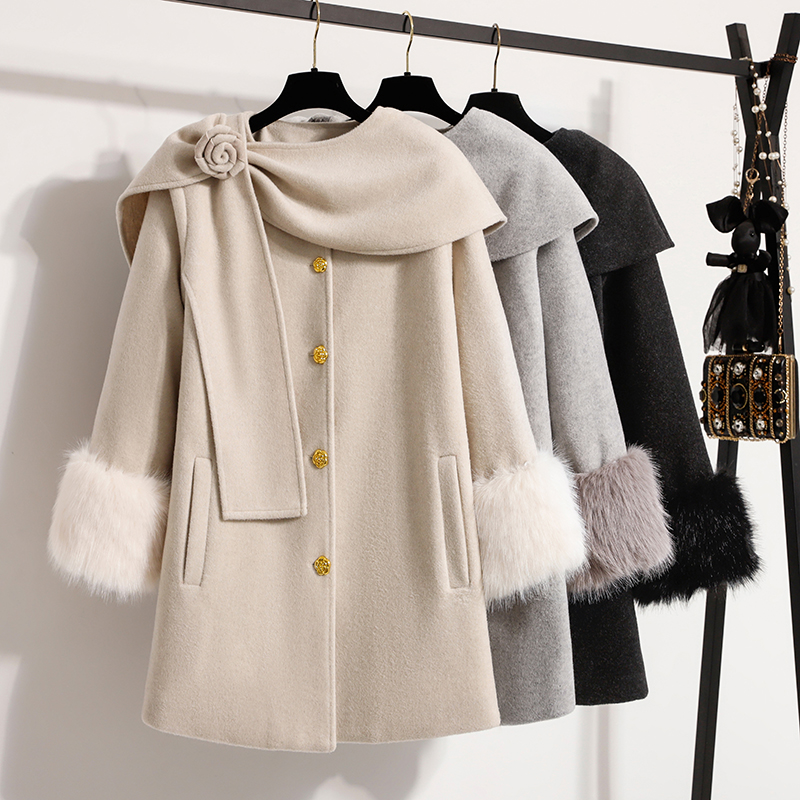 实拍杨小卷 富家千金 狐狸毛袖羊毛白色大衣大码小香风双面呢外套