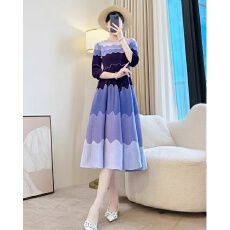 批发宫廷风褶皱连衣裙2026早春新款收腰渐变色显瘦花苞法式茶歇A字裙