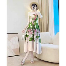 批发宫廷风褶皱连衣裙2026早春新款收腰渐变色显瘦花苞法式茶歇A字裙