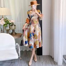 批发宫廷风褶皱连衣裙2026早春新款收腰渐变色显瘦花苞法式茶歇A字裙