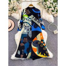 批发高级感轻熟风复古高弹三宅褶皱几何印花立领单排扣宽松显瘦连衣裙