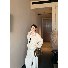 批发实拍实价   自制~美式设计感气质宽松慵懒显瘦纯色套装