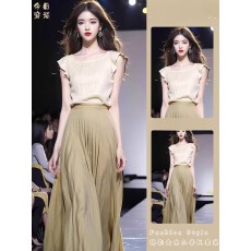 批发新款淑女气质穿搭高级感小洋装杏色无袖上衣半身裙套装女夏季