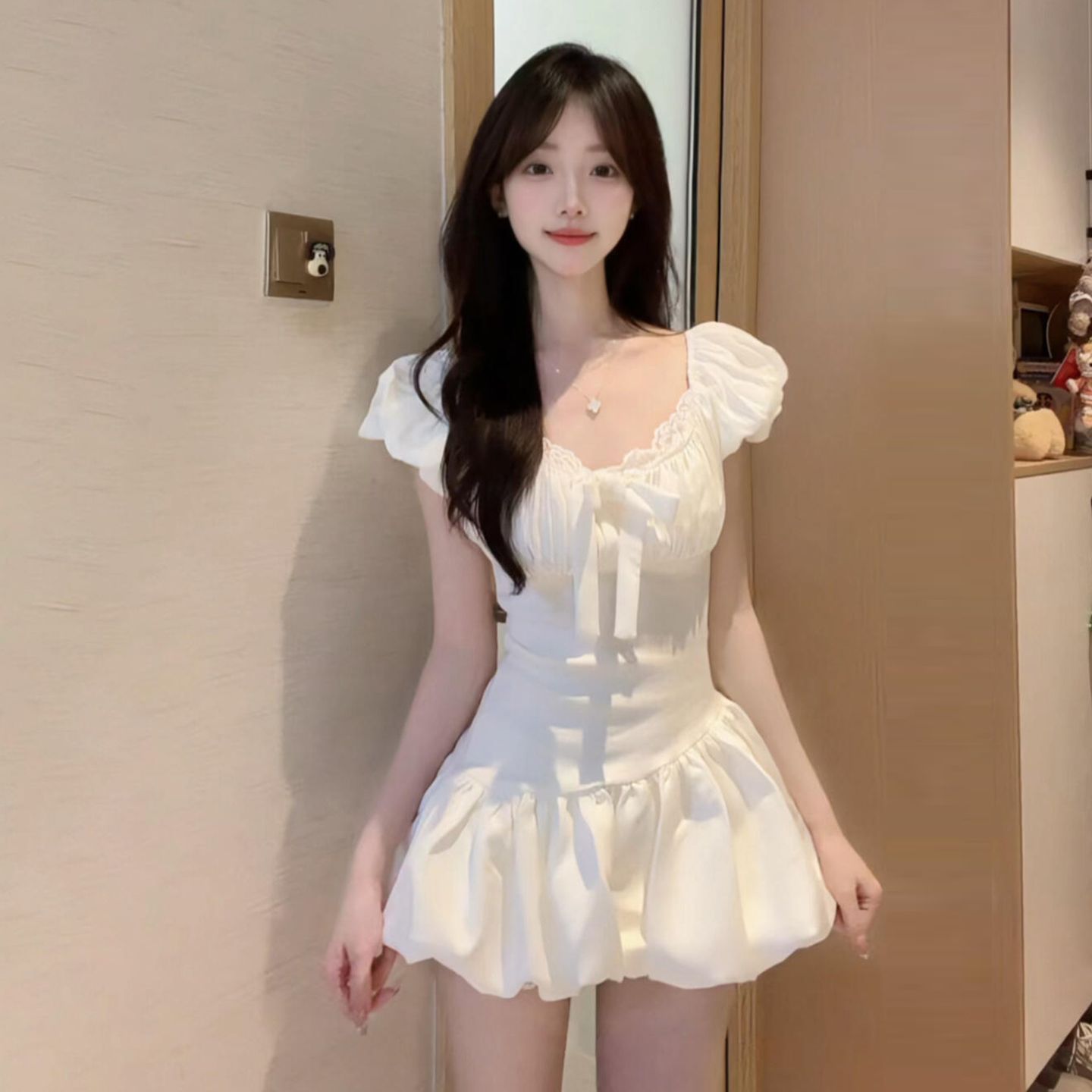 드레스 2026 여름 새로운 한 부서 품격 반팔 패치워크 레이스 나비 매듭 허리 수축 주름 꽃밭 치마