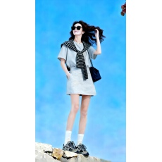 批发夏装搭配一整套时尚减龄小个子圆领t恤+半身<b class='q'>裙裤</b>+条纹披肩三件套