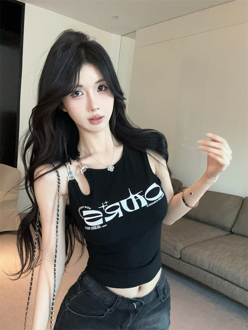 실사 아메리칸 레트로 검정색 알파벳 프린트 핫걸 금속 Chic 홀로우 아웃 민소매 조끼