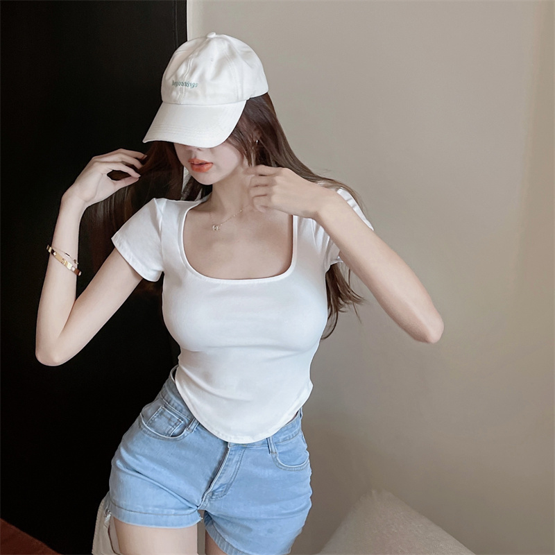 실사 광장 칼라 섹시함 몸매 가꾸기 슬림해 보이는 곡선 밑단 반팔 티셔츠 맨위
