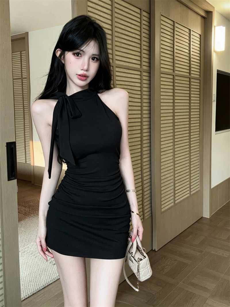 실사 핫걸 스트랩 조끼 몸매 가꾸기 슬림해 보이는 주름 타이트 스커트 점프 슈트 미니 스커트
