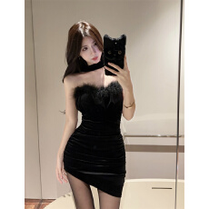 批发实拍法式黑色丝绒一字肩抹胸挂脖性感收腰小<b class='q'>礼服</b>包臀裙