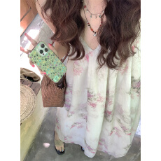 批发实拍实价#法式温柔碎花V领露背吊带<b class='q'>连衣裙</b>女夏季海边度假风长裙子