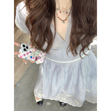 批发实拍实价#超重工条纹<b class='q'>提花</b>刺绣<b class='q'>连衣裙</b>夏季V领度假风长裙女