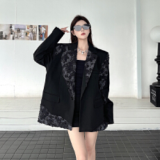 批发实拍实价蕾丝提花拼接黑色廓形西装外套女中性高级感垫肩<b class='q'>西服</b>上衣