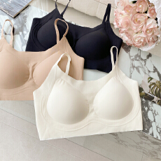 批发实拍大码粉底液<b class='q'>内衣</b>薄款无痕小胸聚拢吊带细肩带美背一体式文胸罩