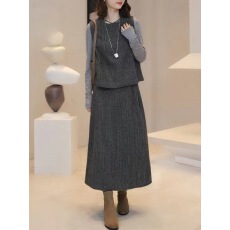 批发2026早秋新款高定款<b class='q'>千鸟格</b>圆领内搭配马甲搭半裙两件套